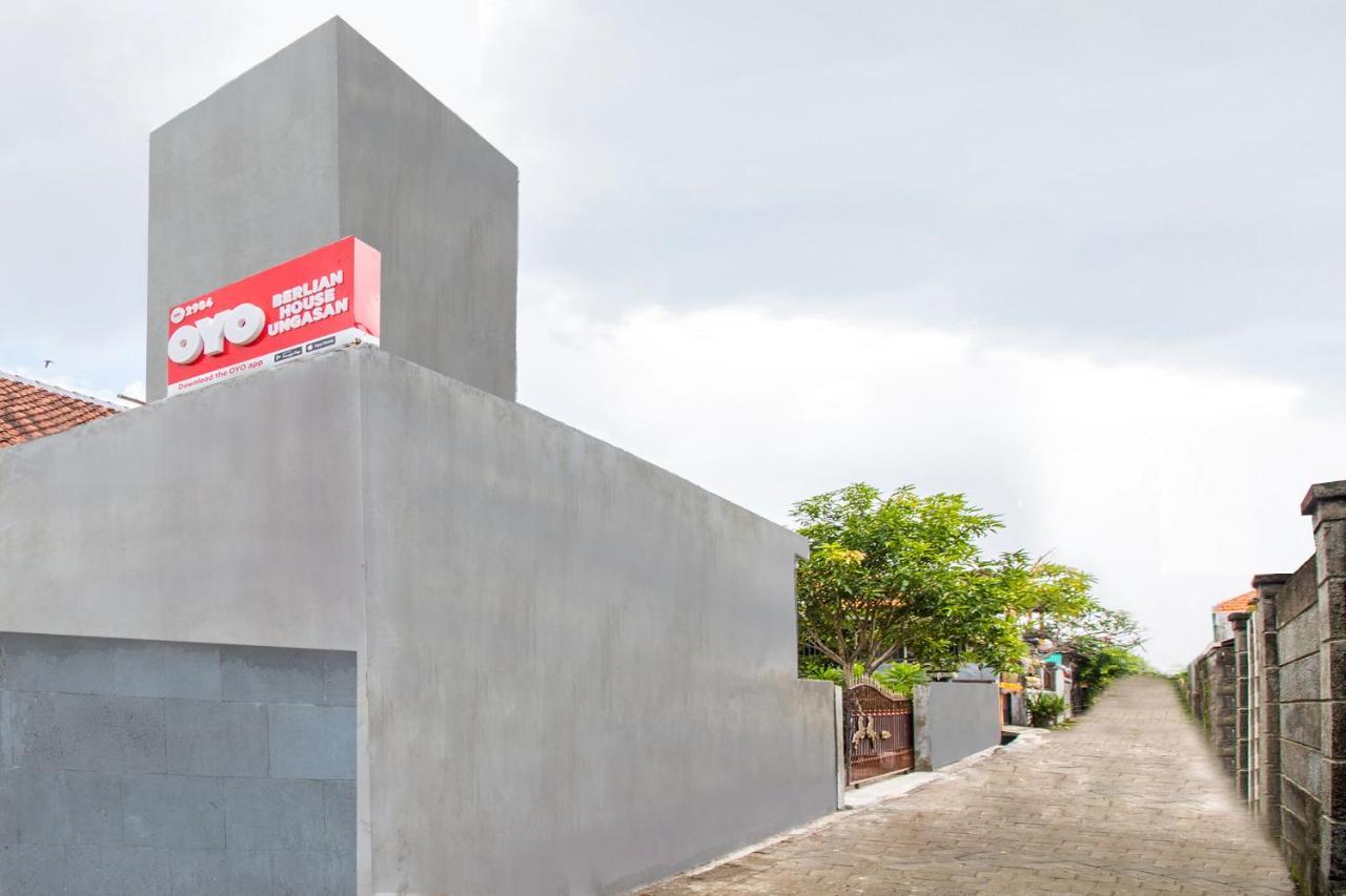 Oyo 2984 Berlian House Ungasan Hotel Jimbaran Eksteriør billede